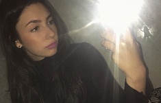 Фото модели Тоня Боцу